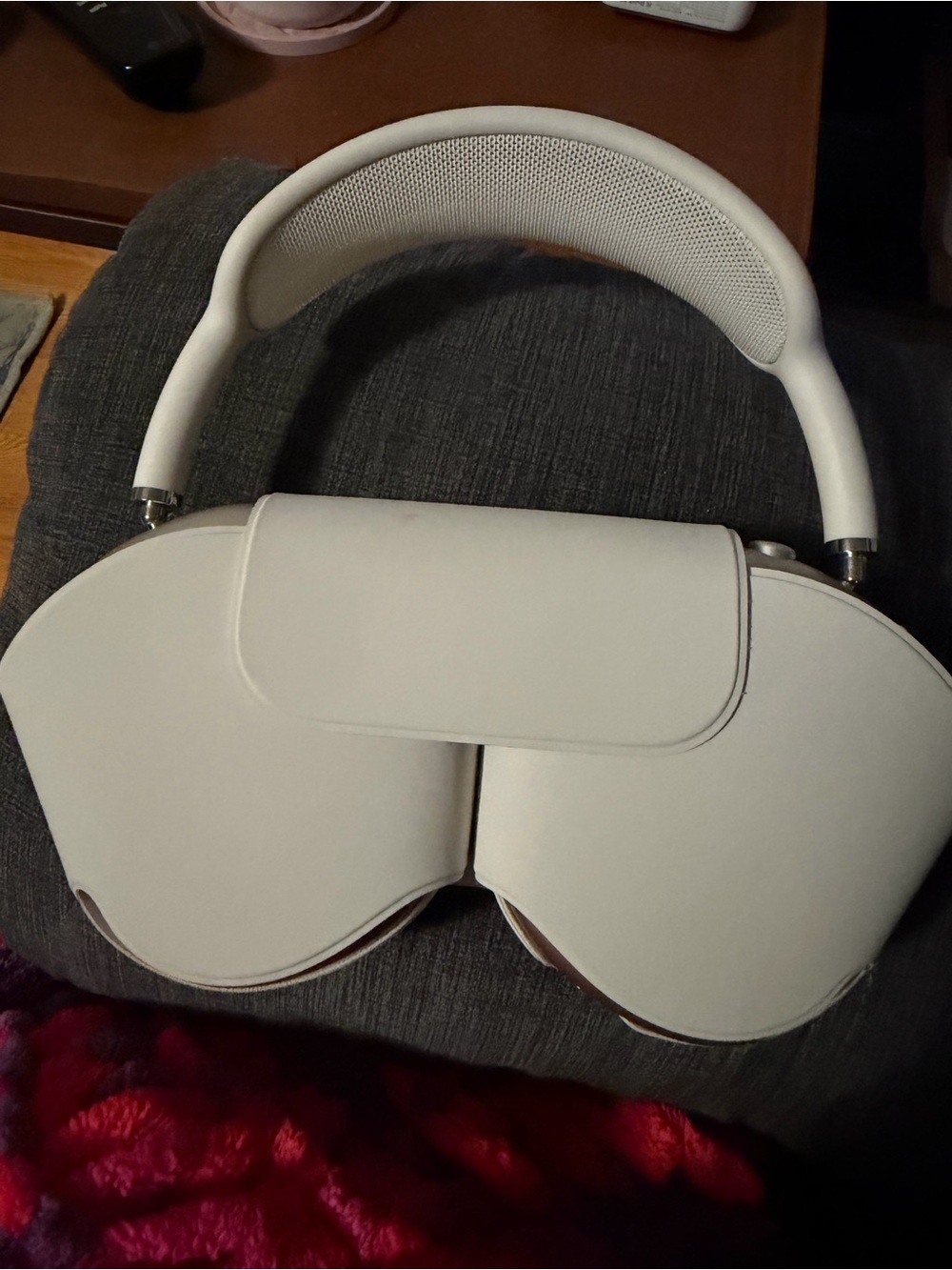 Apple AirPods Max-Starlight